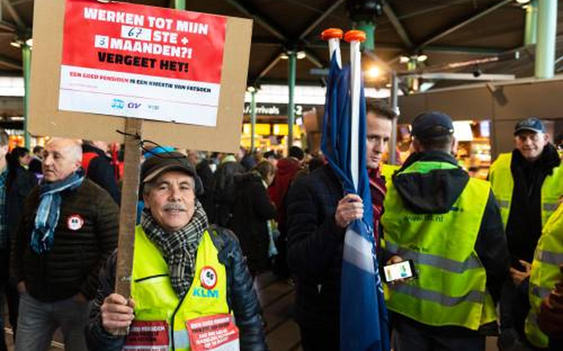 Cnv Beveiligers Schiphol Vrezen Besmetting Leeuwarder Courant