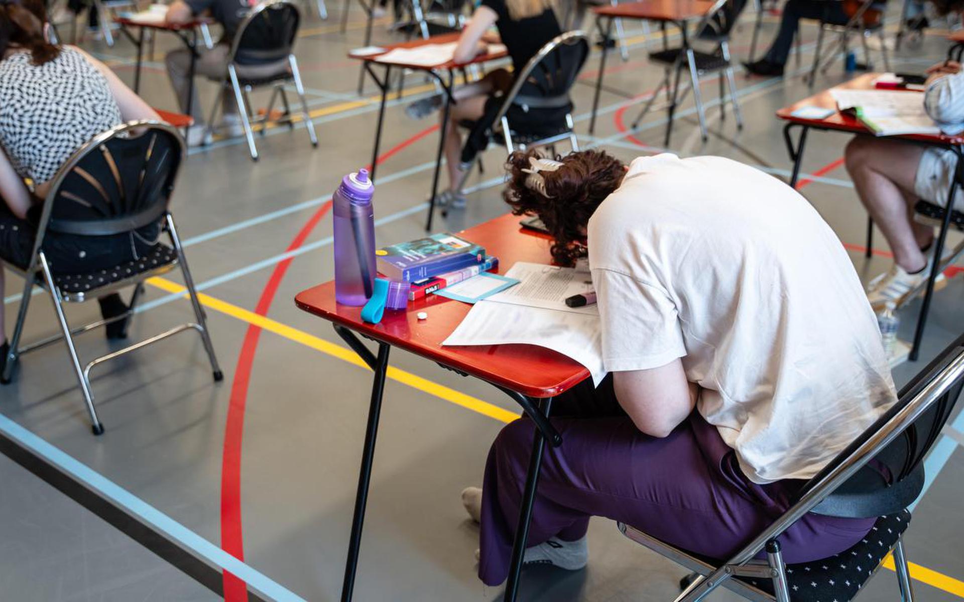 LAKS heeft 180.000 examenklachten binnen na drie dagen havoexamen