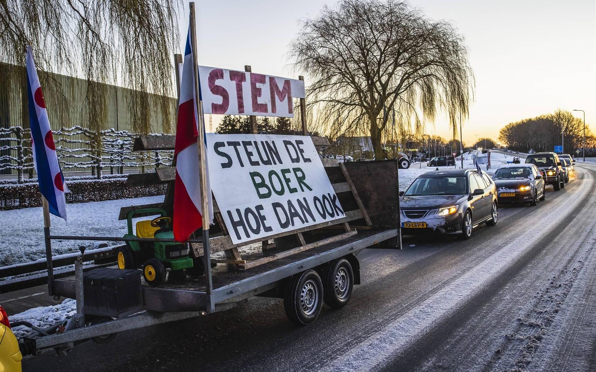 Noodbevel in Den Haag, trekkers worden weggestuurd bij stadsgrens