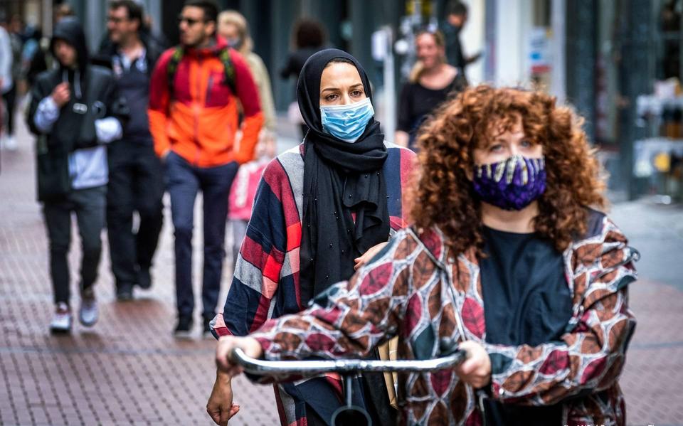 In Groningen hoef je geen mondkapje te dragen.