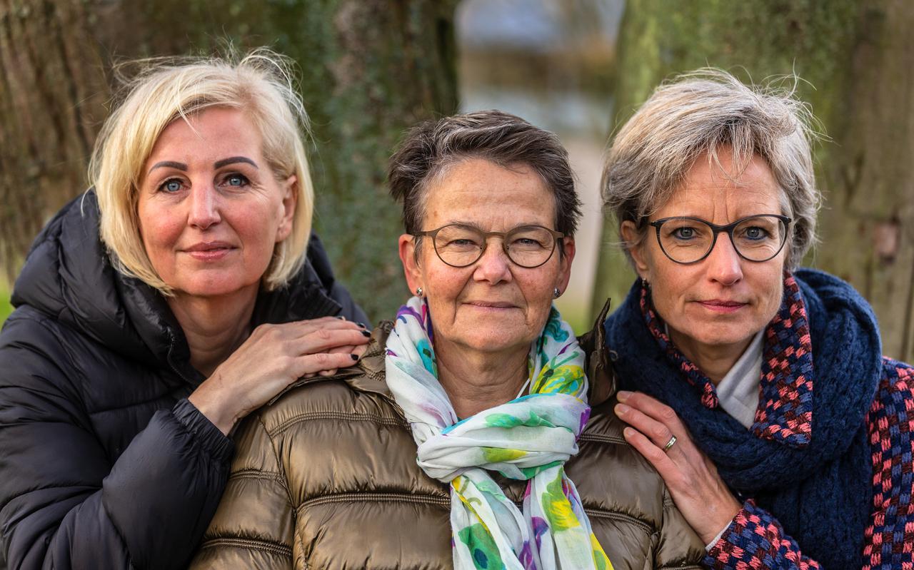 Mirjam Hulzebos, Ellen Beukema en Bianca de Ruijter, de drie moeders achter de stichting 'In liefde laten gaan' ontlenen veel steun aan elkaar en aan lotgenoten. Alle drie verloren een dochter door euthanasie.