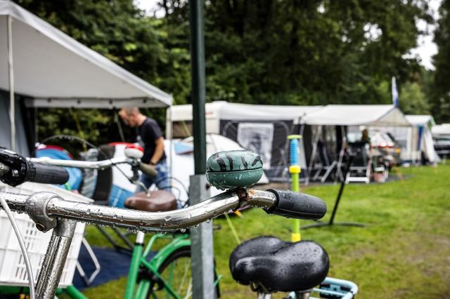 Regen en veel minder warm dan afgelopen dagen, maar zon komt wel nog even om de hoek kijken