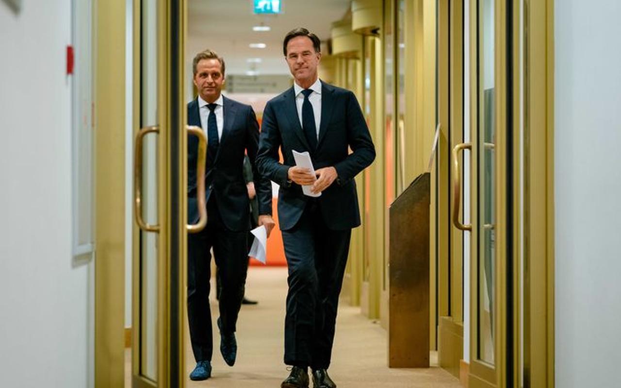 Premier Mark Rutte en minister Hugo de Jonge (Volksgezondheid, Welzijn en Sport) bij de vorige persconferentie in november. Foto: ANP Premier Mark Rutte en minister Hugo de Jonge (Volksgezondheid, Welzijn en Sport) bij de vorige persconferentie in november. Foto: ANP