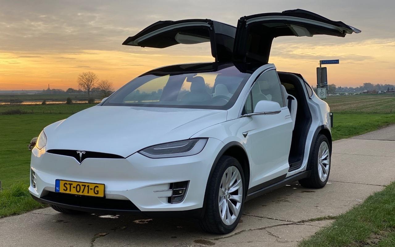 Ter illustratie: kopers van een nieuwe elektrische auto kunnen dit jaar geen aanspraak meer maken op de aankooppremie van 4000 euro. Ter illustratie: kopers van een nieuwe elektrische auto kunnen dit jaar geen aanspraak meer maken op de aankooppremie van 4000 euro.