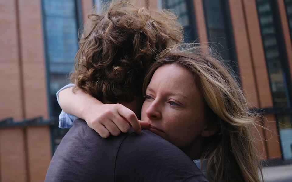 Deragh Campbell en Matt Johnson in 'Matt and Mara'.