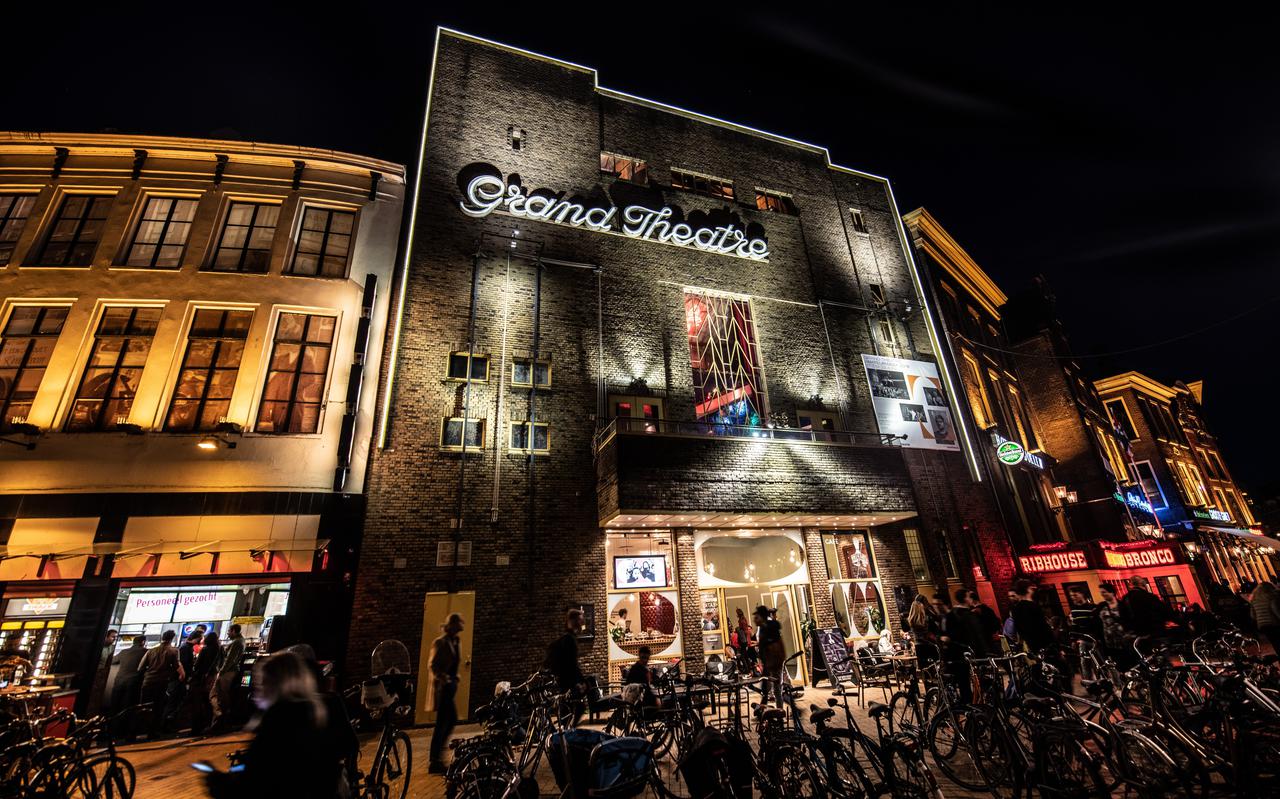  Het Grand Theatre aan de Grote Markt in Groningen.  