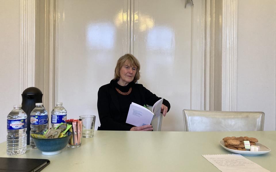 Hester Knibbe is co-auteur van het Poëziegeschenk 2023.