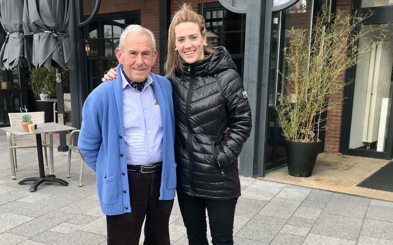 De Spaanse cultschaatser Antonio Gómez (80) en zijn dochter Bea (ook ex-profsporter) bezoeken dit weekend de WK afstanden in Heerenveen.