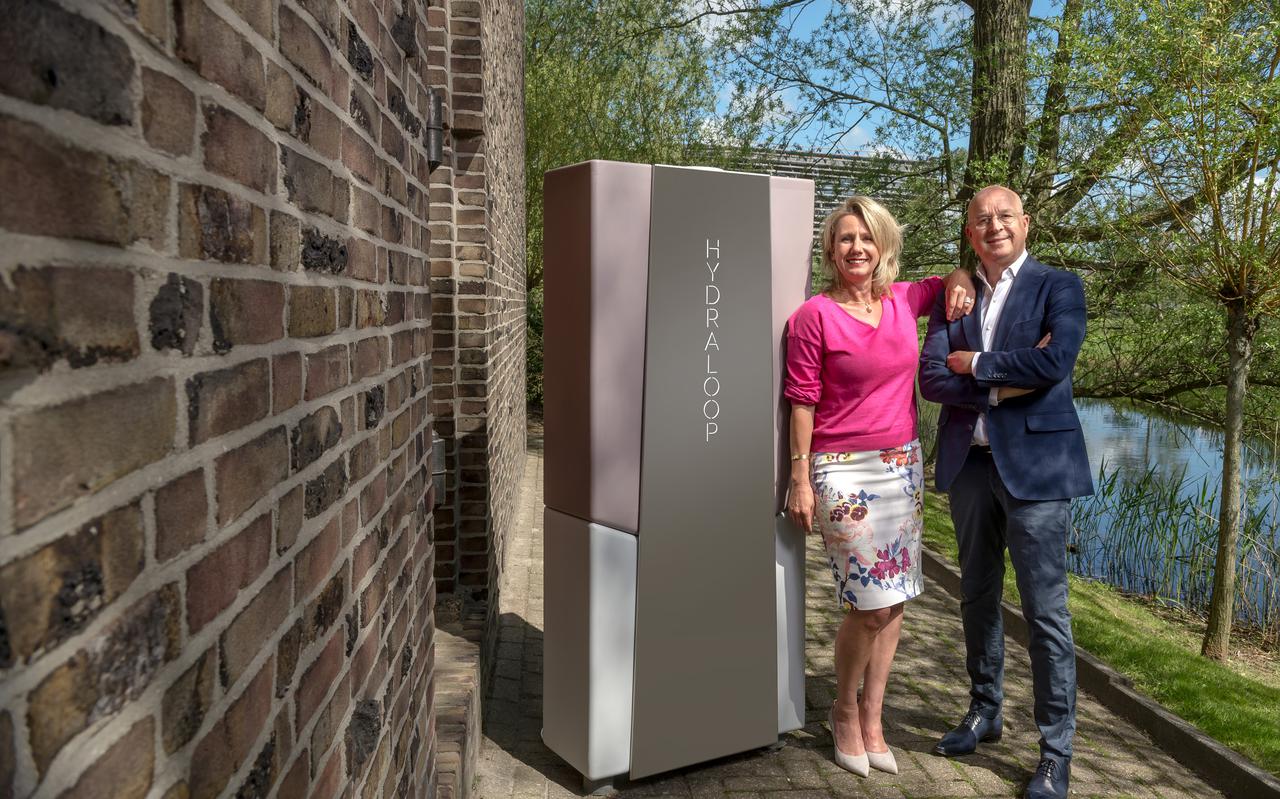 Arthur Valkiezer en Sabine Stuiver hopen dat de Hydraloop een vanzelfsprekende verschijning wordt in elk huishouden. Ze zijn momenteel een van de meest succesvolle start-ups in Friesland.
