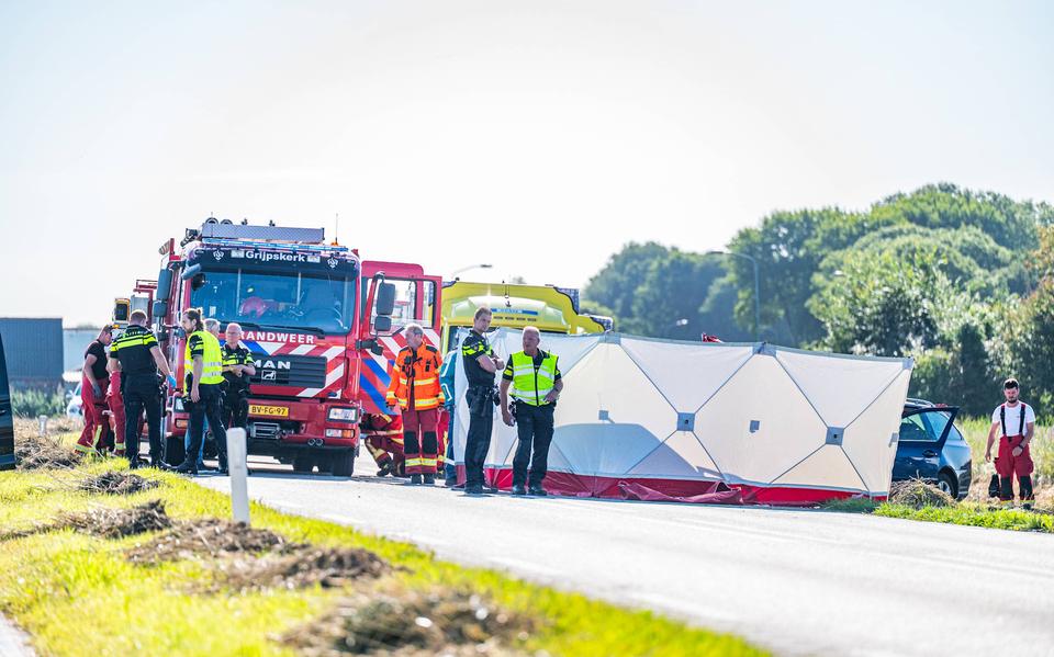 Bij het ongeval  op de Friesestraatweg bij Grijpskerk kwamen drie mensen om het leven.