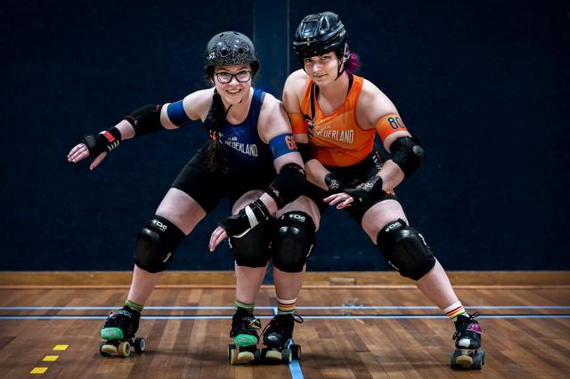 Luid, zweterig en bruut: Marrit (33) uit Drachten beukt zich naar het WK roller derby