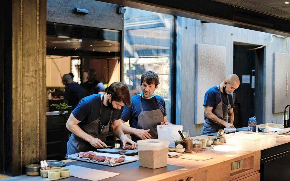 Personeel in restaurant Noma mei vorig jaar.