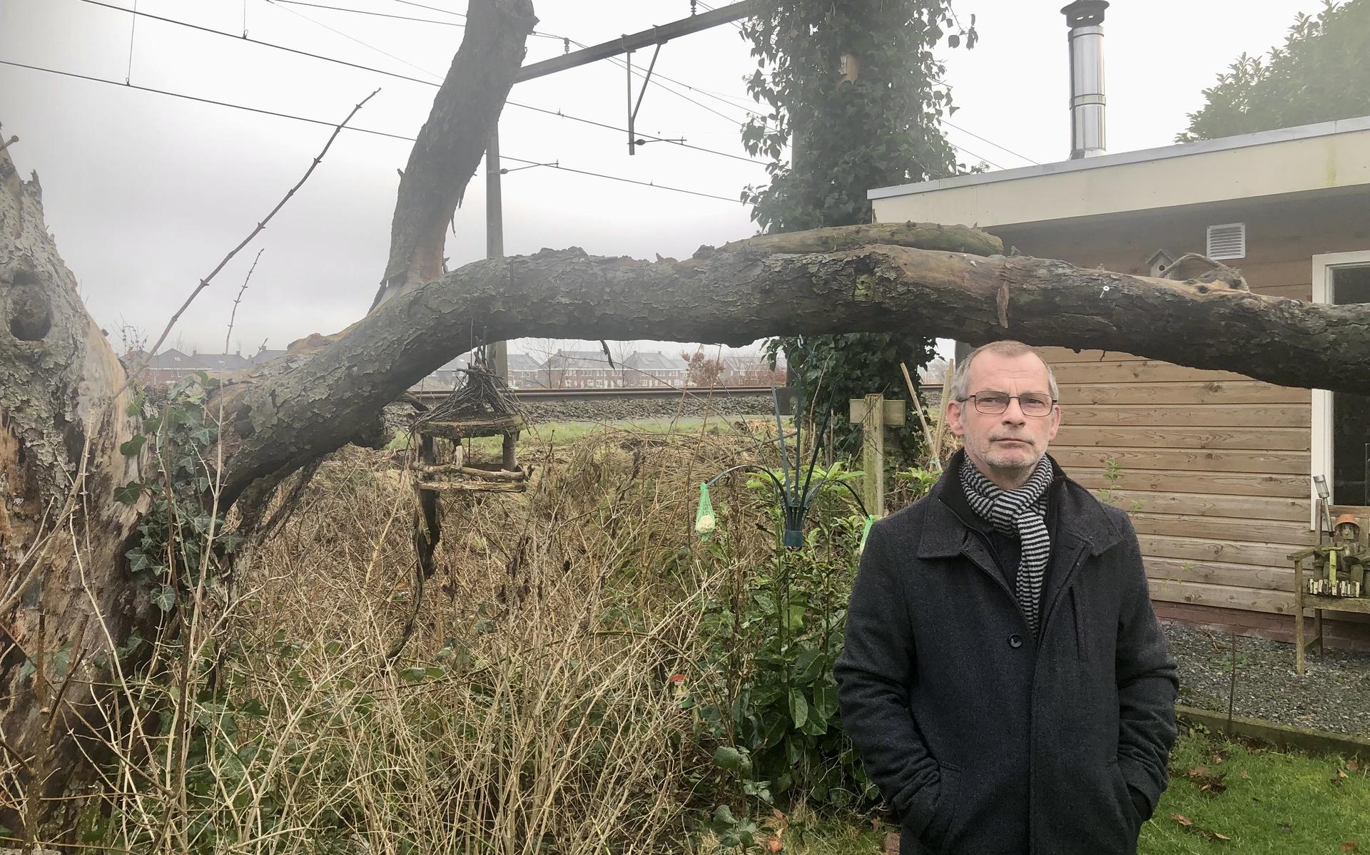 Spoorlaan vreest komst geluidswal. 'Wij willen geen Berlijnse muur in de achtertuin' - Leeuwarder Co