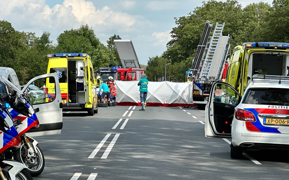 Dode en vier zwaargewonden door ongeval in Surhuisterveen.