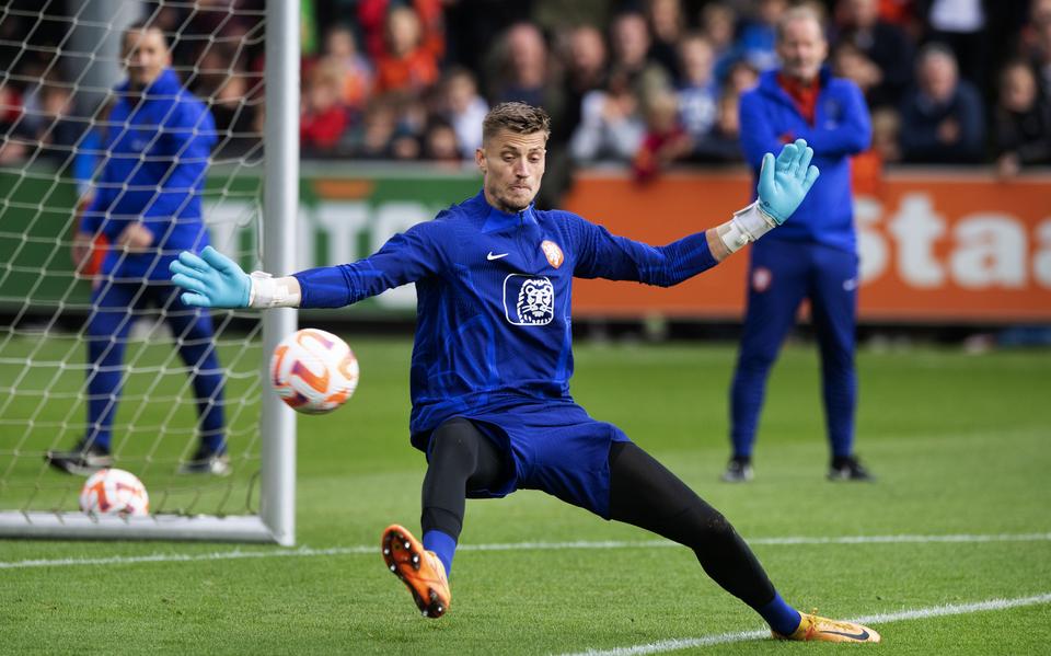 Andries Noppert tijdens de training van het Nederlands elftal.