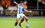 Sydney van Hooijdonk in duel met Damon Mirani van FC Volendam