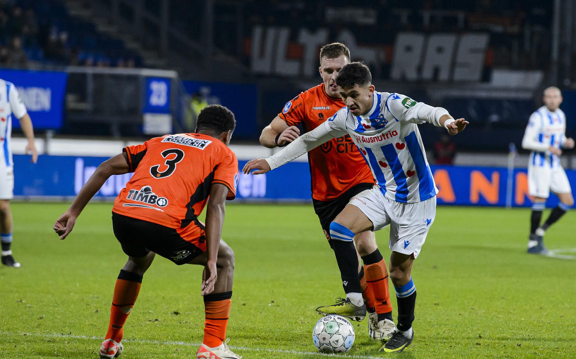 SC Heerenveen Pesta Gol, Lumat FC Volendam dengan Skor 4-0