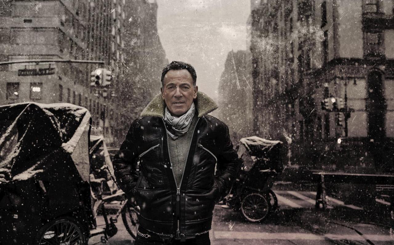 Bruce Springsteen maakte eindelijk weer een album met zijn E Street Band. Een cadeau bracht inspiratie. ,,In die gitaar zaten de nummers.” Bruce Springsteen maakte eindelijk weer een album met zijn E Street Band. Een cadeau bracht inspiratie. ,,In die gitaar zaten de nummers.”