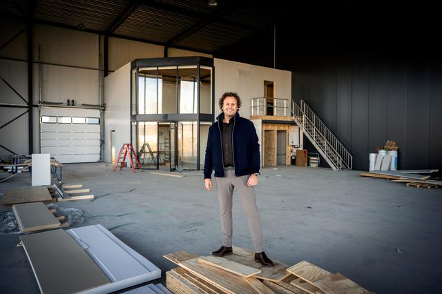 Ondernemer Taeke zoekt huurders voor bedrijfsgebouw in Gorredijk
