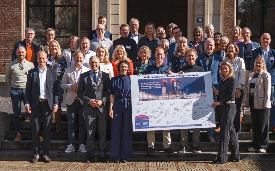 De stichting Platform Zakelijke Dienstverlening Leeuwarden is op 12 maart opgericht.