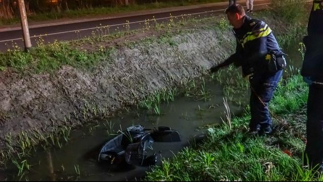 LIVE | Forse autobrand op terrein in Donkerbroek