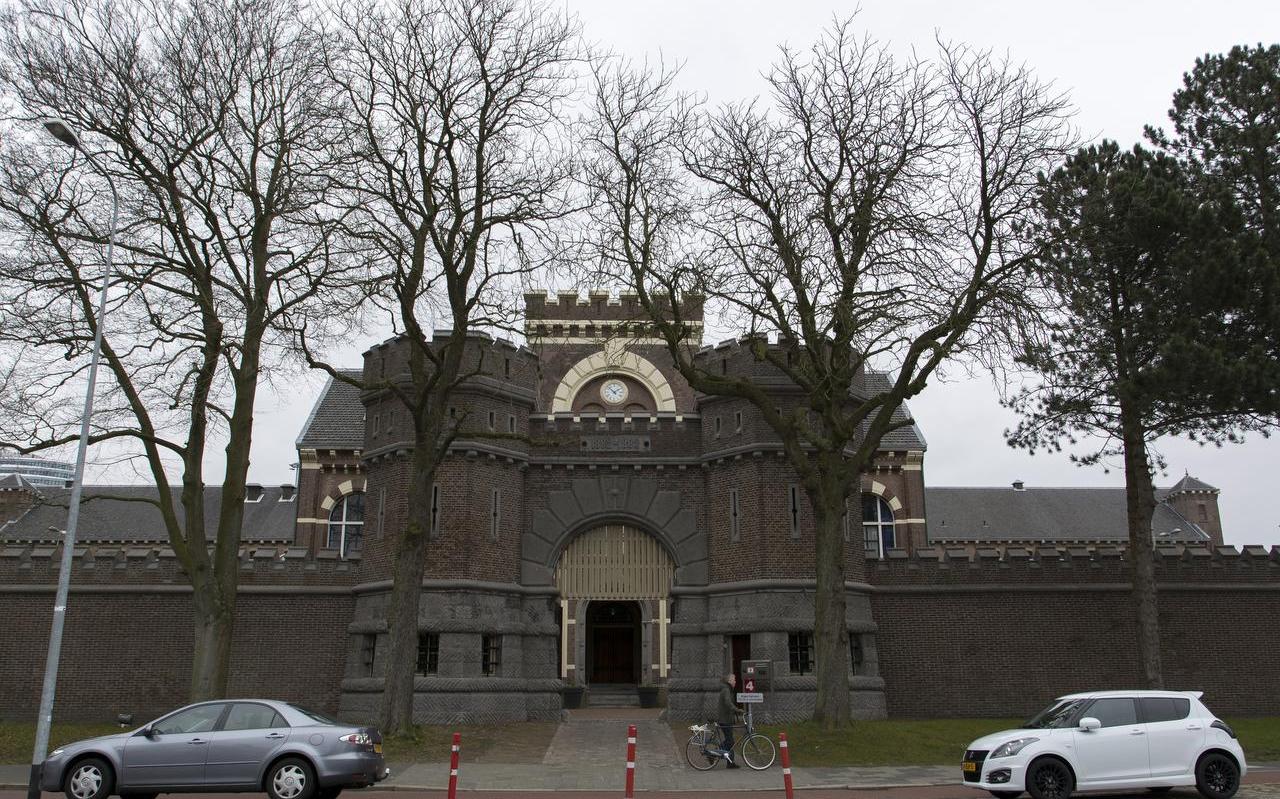 De Van Mesdagkliniek in Groningen, een van de zeven forensisch psychiatrische centra (FPA’s), of tbs-klinieken. De Van Mesdagkliniek in Groningen, een van de zeven forensisch psychiatrische centra (FPA’s), of tbs-klinieken.