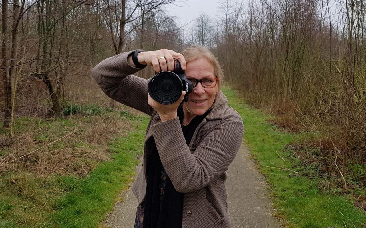 Afscheidsfotograaf Gerda Wesselius: ,,Een begrafenis is iets wat je niet wilt, maar ook niet wilt missen.’’ FOTO LC Afscheidsfotograaf Gerda Wesselius: ,,Een begrafenis is iets wat je niet wilt, maar ook niet wilt missen.’’ FOTO LC