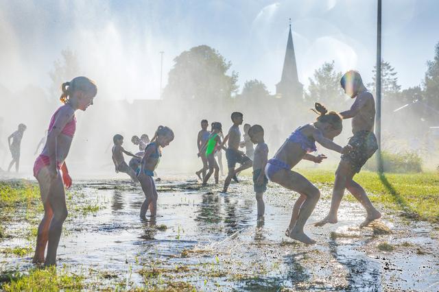 Liveblog: hitte treft Europe en Friesland. Zo gaat Friesland om met de hoge temperaturen en de warmt
