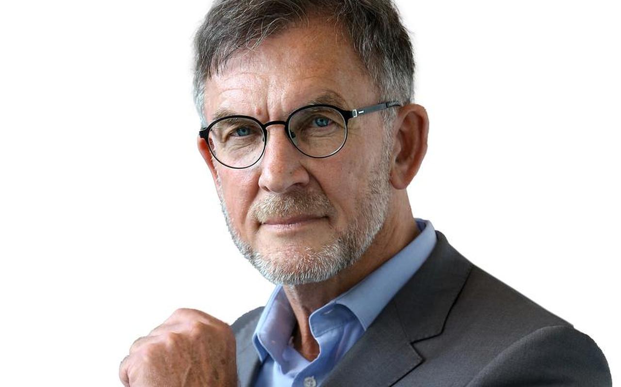 Bert Looper: ‘De Fryske skriuwerswrâld hat te min brûk makke fan 2018 en net genôch kânsen sjoen om derop mei te liftsjen.’’ Bert Looper: ‘De Fryske skriuwerswrâld hat te min brûk makke fan 2018 en net genôch kânsen sjoen om derop mei te liftsjen.’’