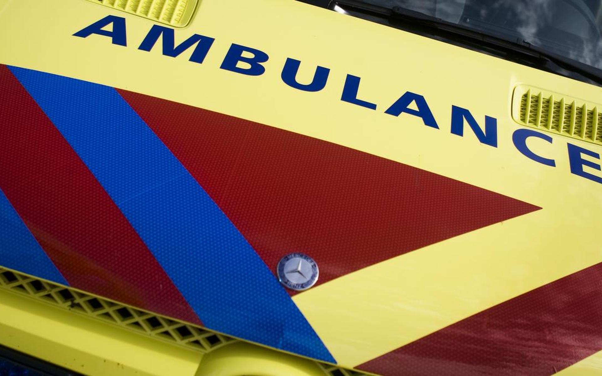 Eigen ambulance en 24/7 bezetting op posten in Stiens en Nieuwehorne - Leeuwarder Courant