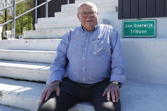 Wie Tijnje zegt, zegt Jan Overwijk. ‘Salang’t ik de kop tille kin, sil ik my ynsette foar De Tynje’