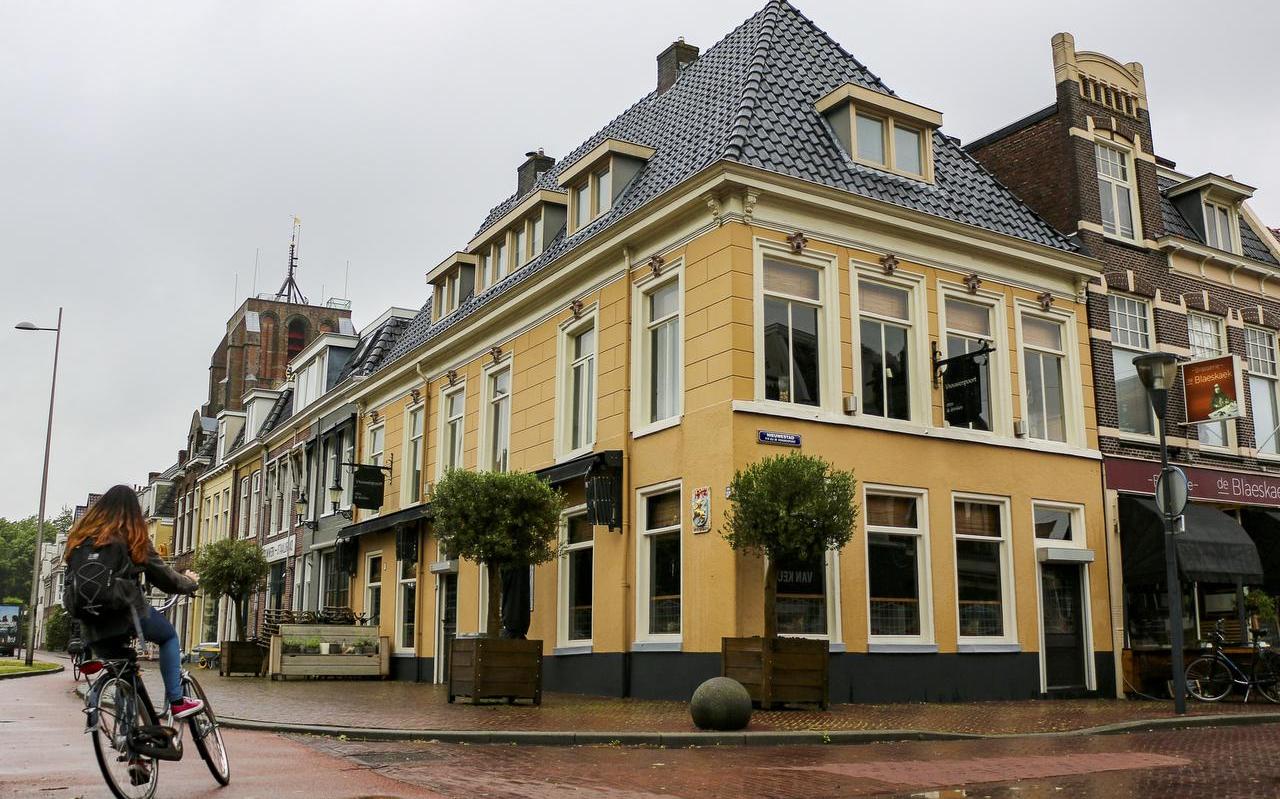 Eetcafé de Vrouwenpoort sluit in augustus.
Eetcafé de Vrouwenpoort sluit in augustus.