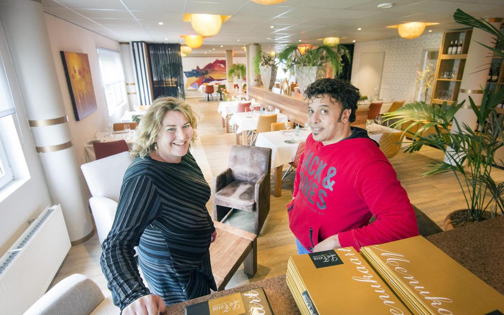 Druk met handhaven in La Terra - Leeuwarder Courant
