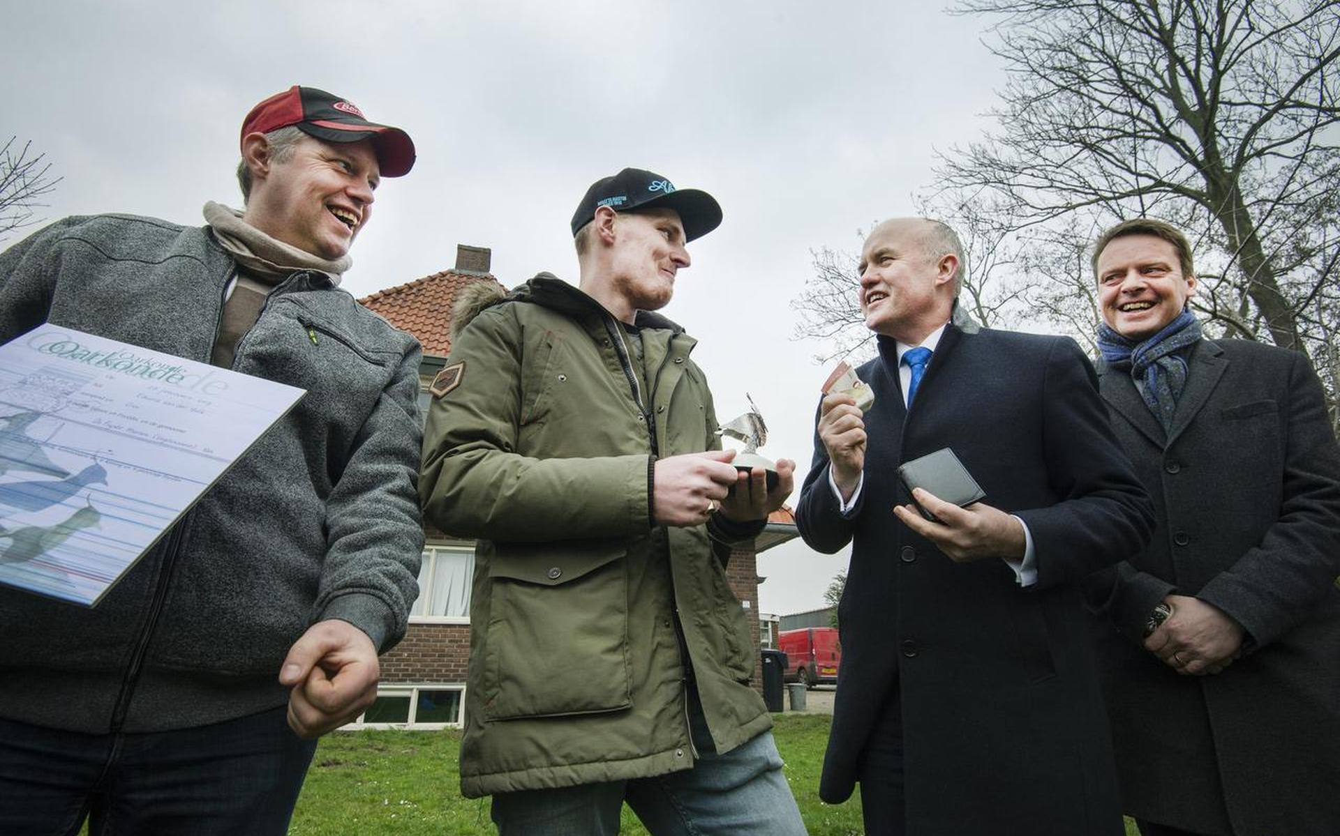 Vinder eerste kievitsei: 'Ik ha der al in pear kear tichtby west'
