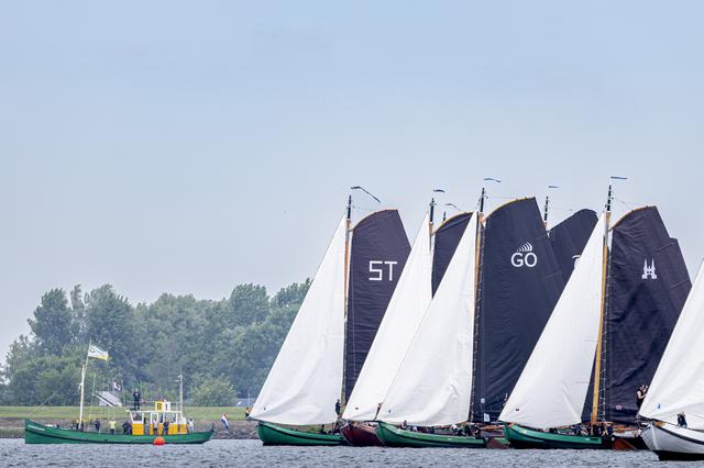 Skûtsjetoernooi Lemmer Ahoy start volgend jaar in kleinere groepjes. ‘Se hawwe allegear lêst fan elk