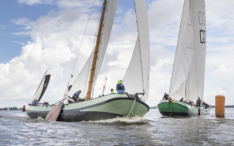 De skûtsjes op de Hegemer Mar in 2021.
