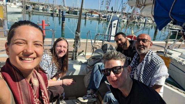 Friese activist Roos (30) ving op Kreta gewonden op – ‘heel heftig was dat'