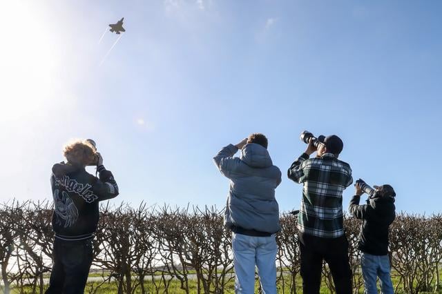Den Haag eist grond in twee gemeenten op voor uitbreiding Vliegbasis Leeuwarden