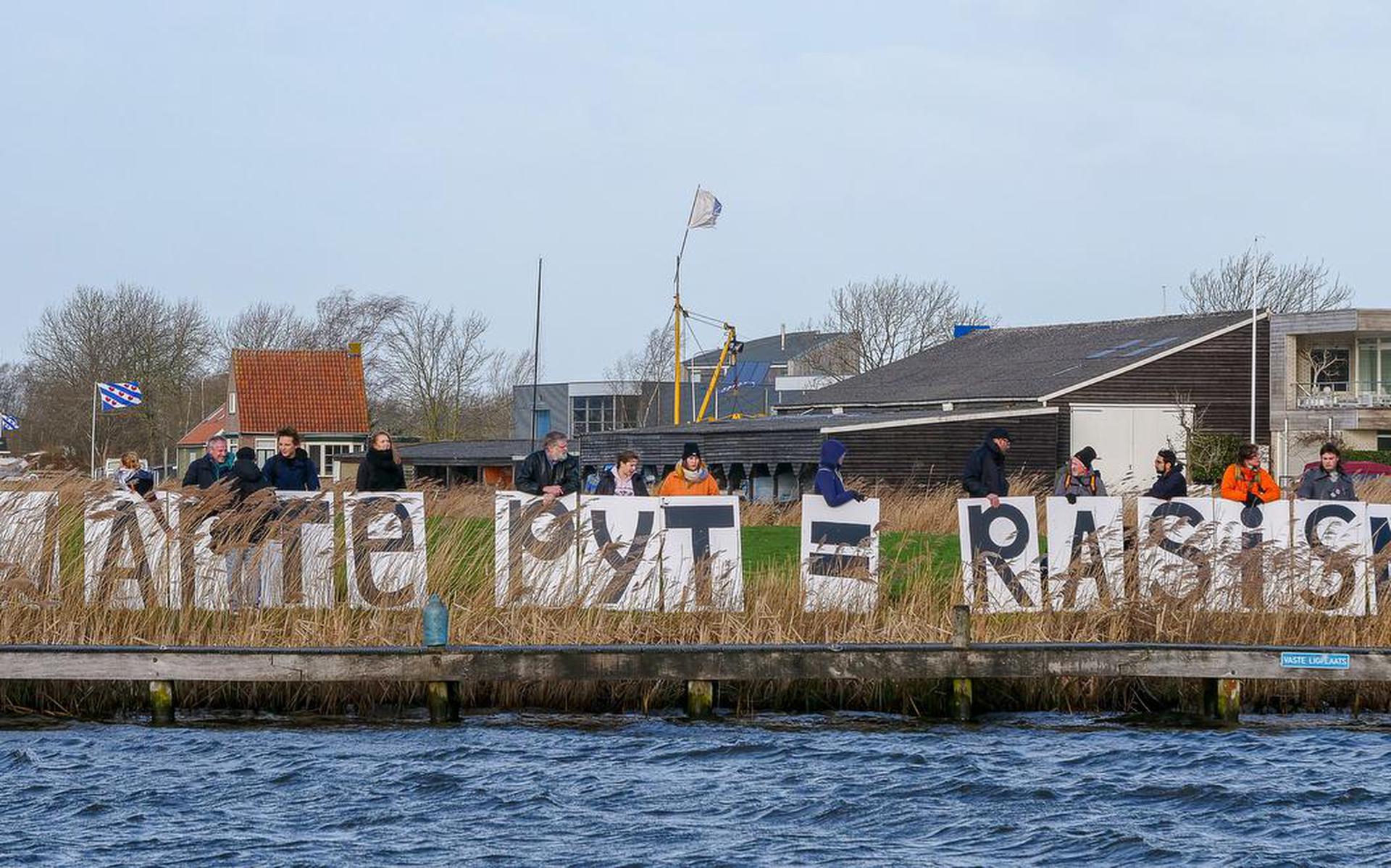 KOZP-demonstranten tijdens Sint Piter (Grou) vorig jaar.