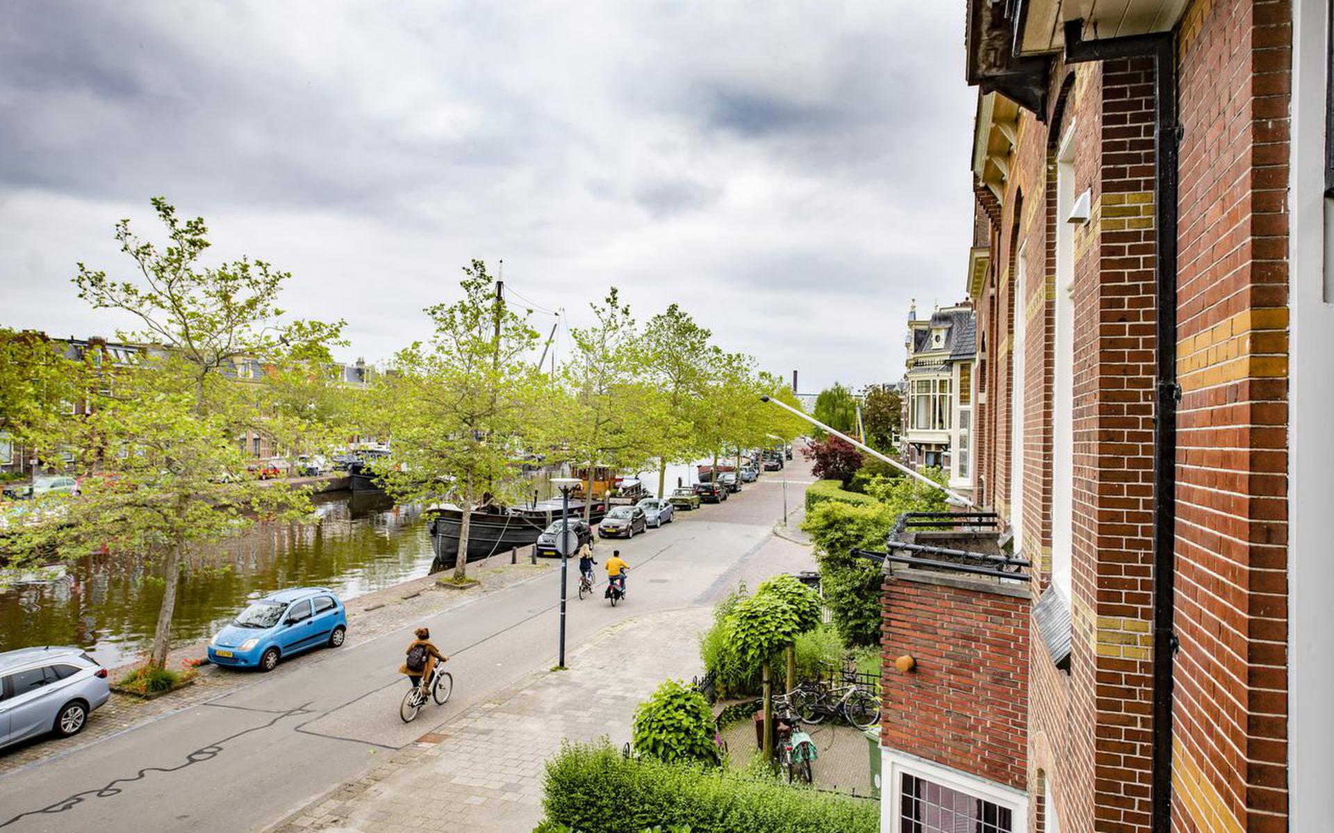 De Emmakade in Leeuwarden moet worden omgebouwd tot fietsstraat