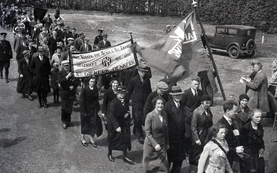De Blauwe Dag in Leeuwarden op Hemelvaartsdag 1936.