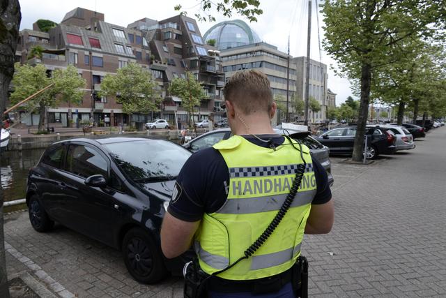 Niet betalen voor parkeren? In Leeuwarden wordt de pakkans een stuk groter.