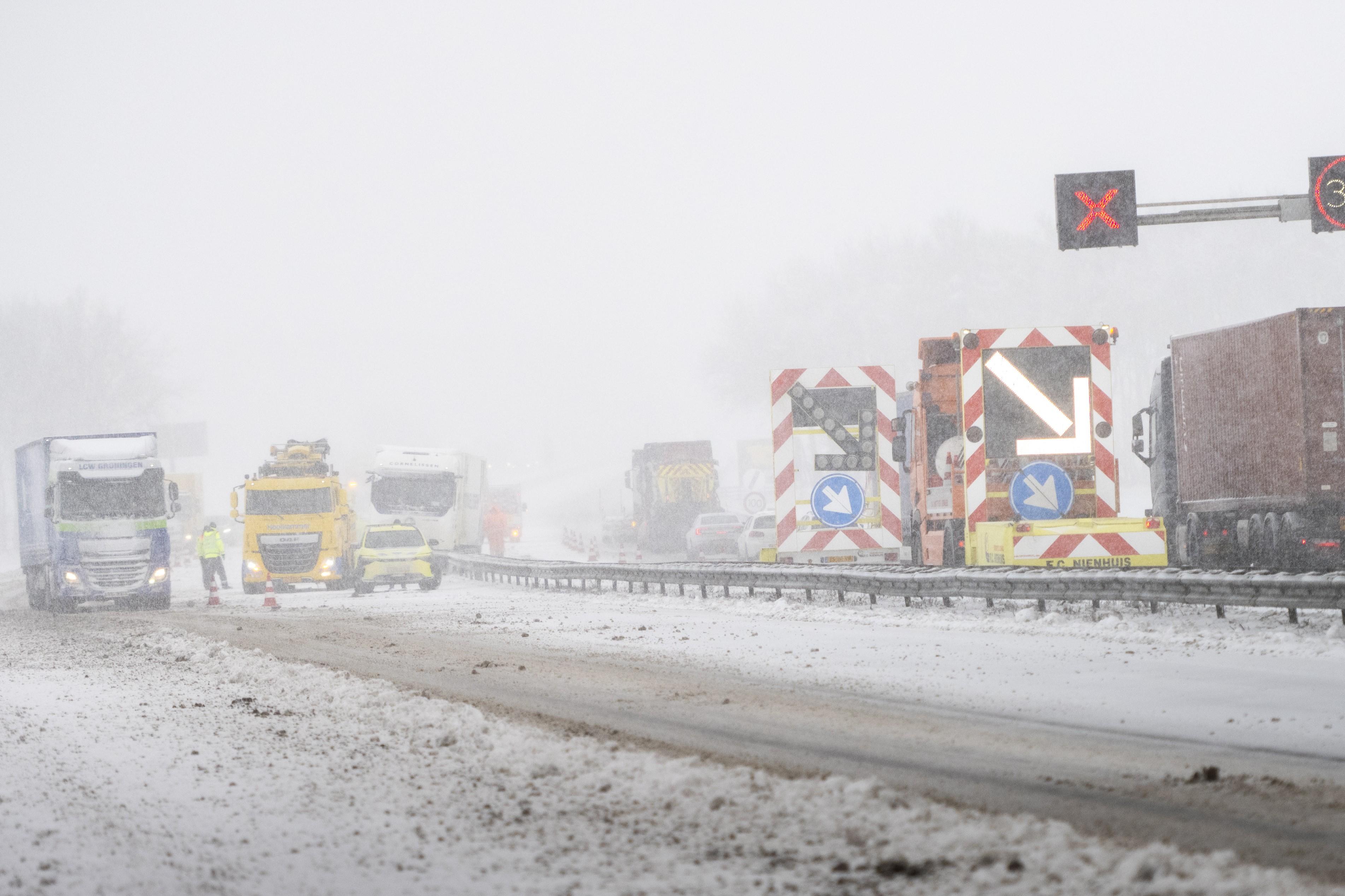 Geld Rijkswaterstaat is op en dat heeft grote gevolgen, ook in Friesland