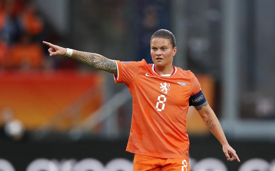 Sherida Spitse tijdens de Nations League wedstrijd tussen Nederland en Schotland.