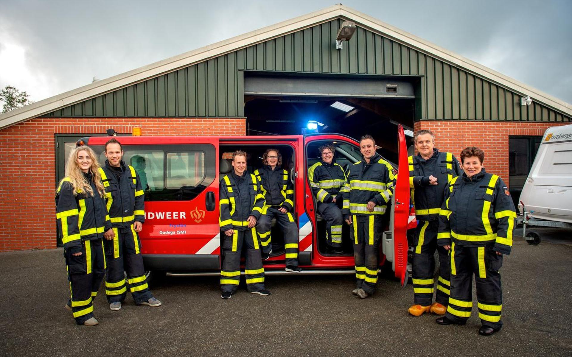 Stellen helpen Oudega uit de brand: 'Dit gaan we vaker zien in de toekomst' - Leeuwarder Courant