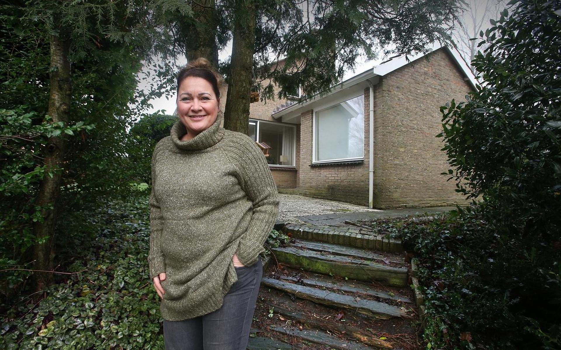 Sanne Verhoef uit Arnhem won het te verloten huis in Oudebildtzijl.