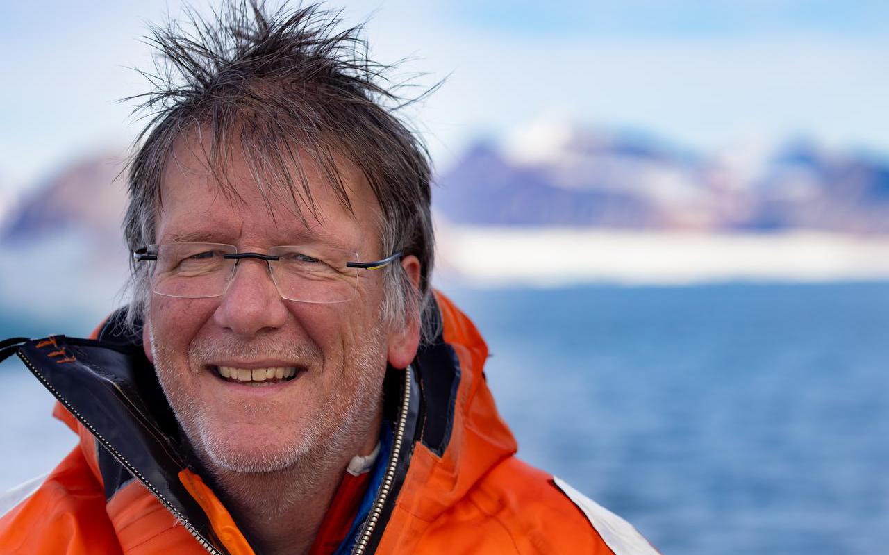 Poolwetenschapper Maarten Loonen doet te midden van smeltende gletsjers onderzoek naar de brandganzen en noordse sterns op Spitsbergen: ,,Dit jaar is extreem.''