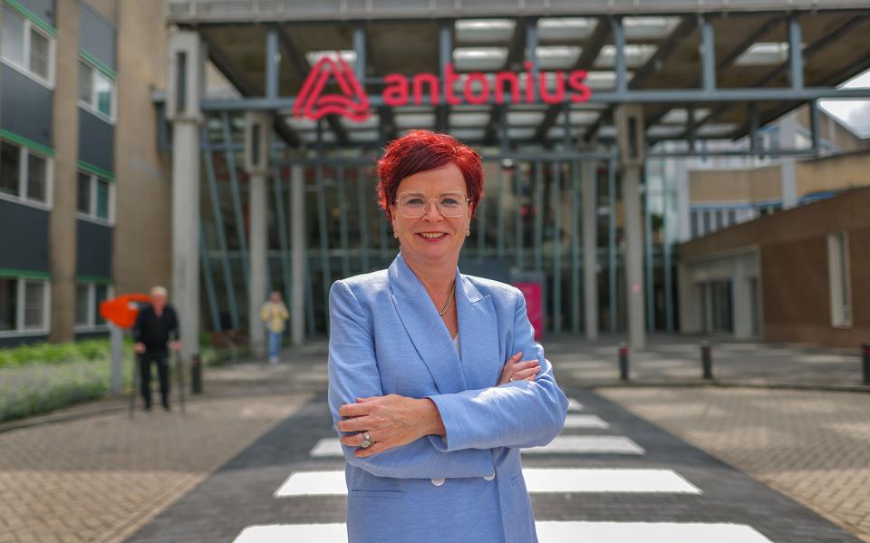 Bestuurder Annette Imhof van het Antonius Ziekenhuis in Sneek. 
