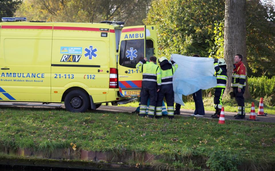 Hulpverleners in actie in Noord-Brabant, jaren geleden. 