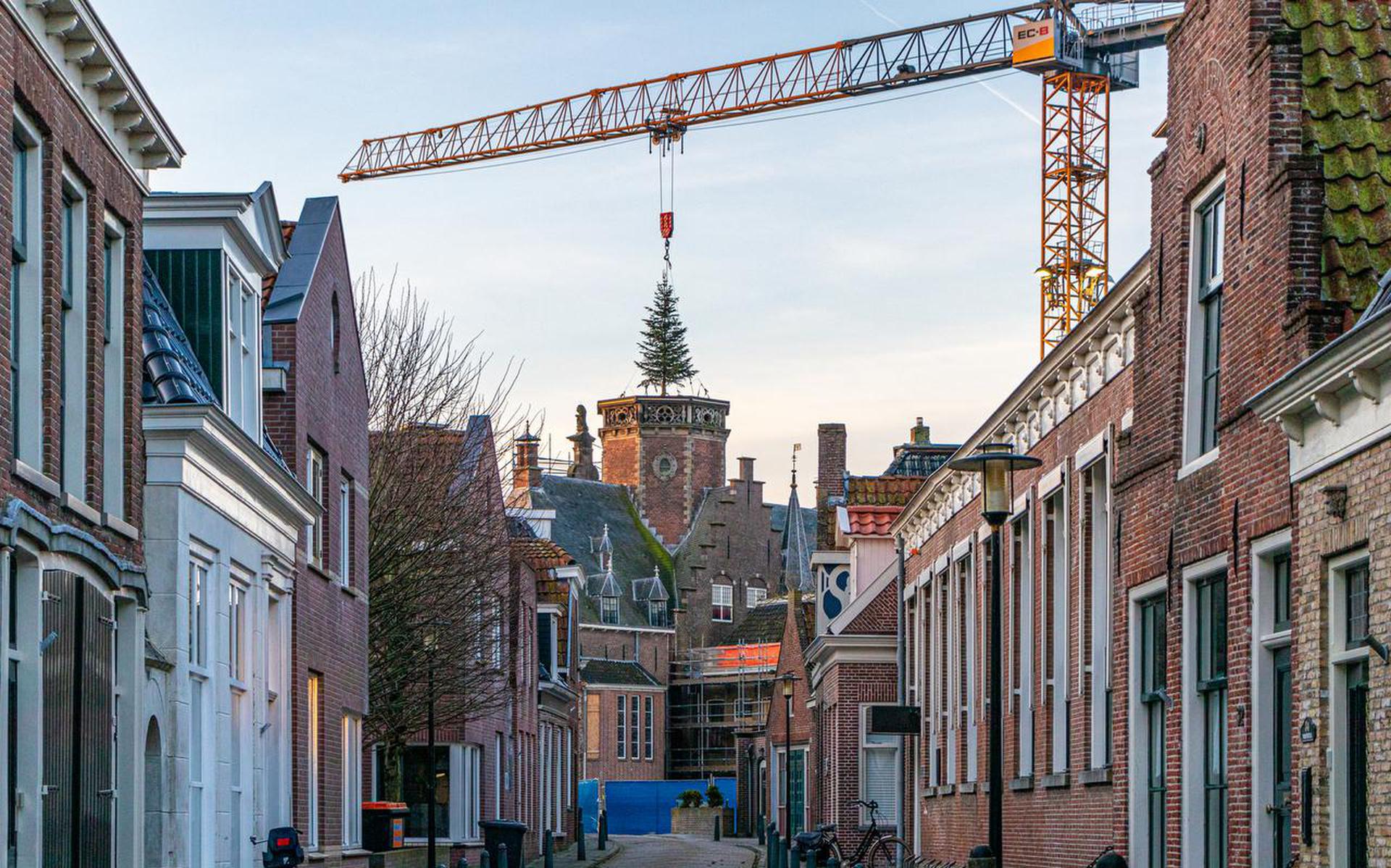 Toch een 'piek' voor stadhuis Bolsward Leeuwarder Courant